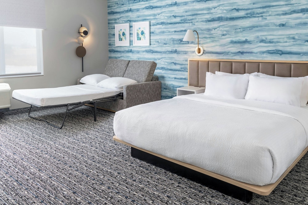 Towneplace Suites By Marriott Detroit Taylor 8/30