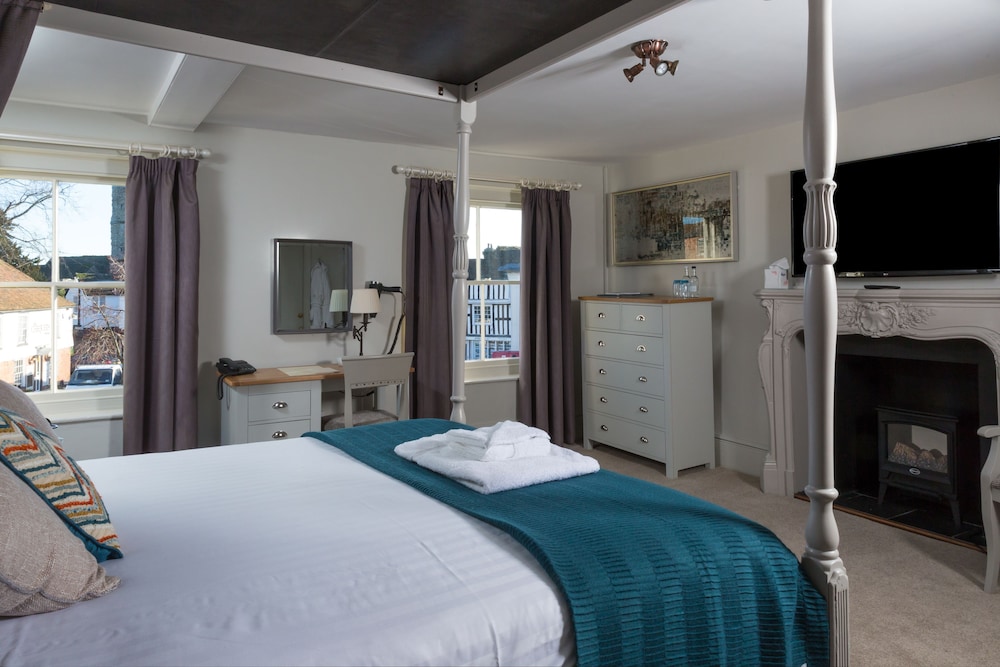 Feature, Double Bed