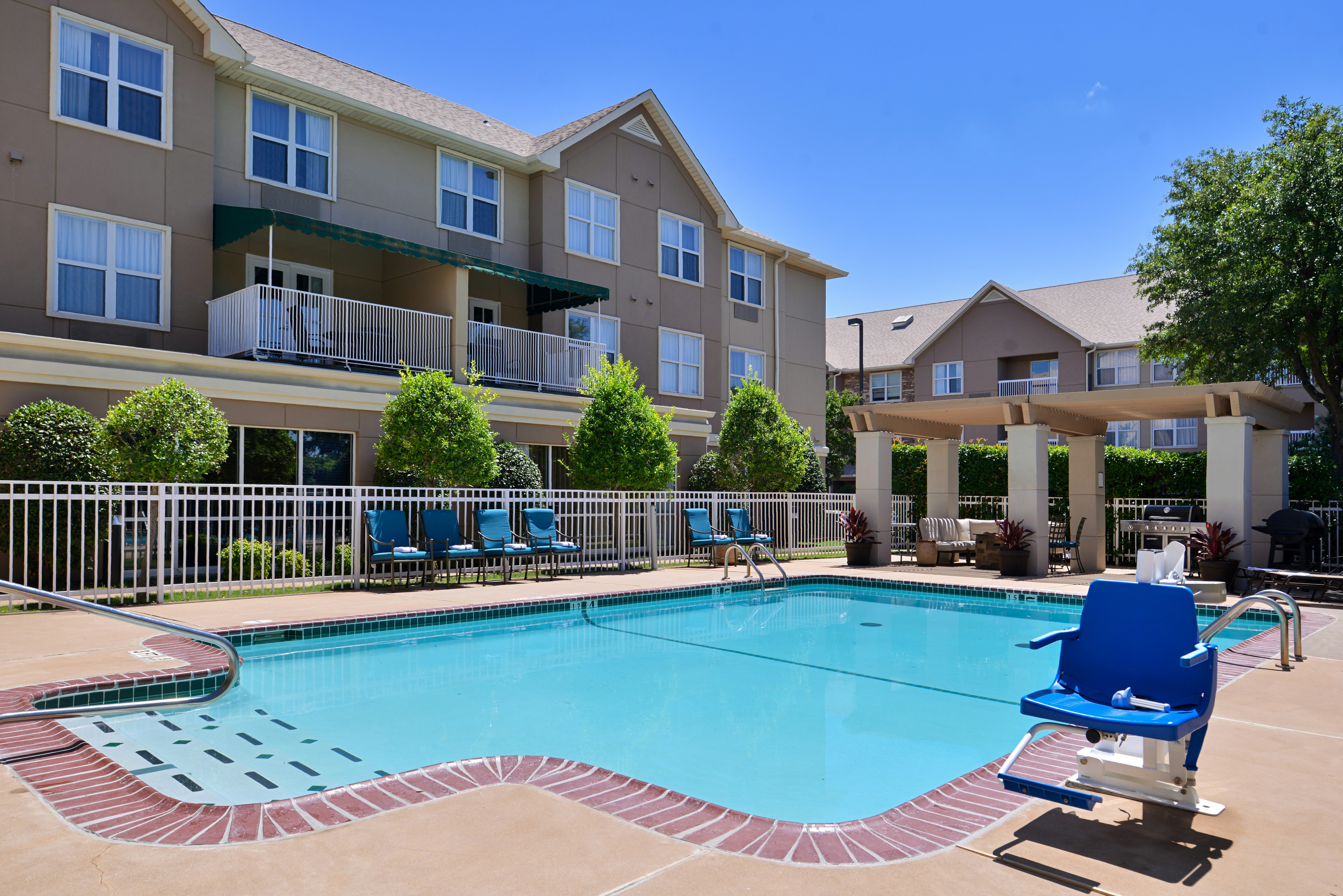 Staybridge Suites Wichita Falls 26/27