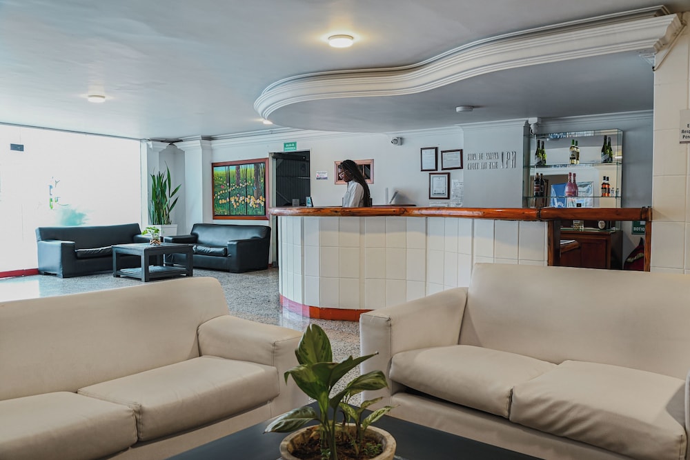 TAMA Hotel Granada Real Cali 44/67
