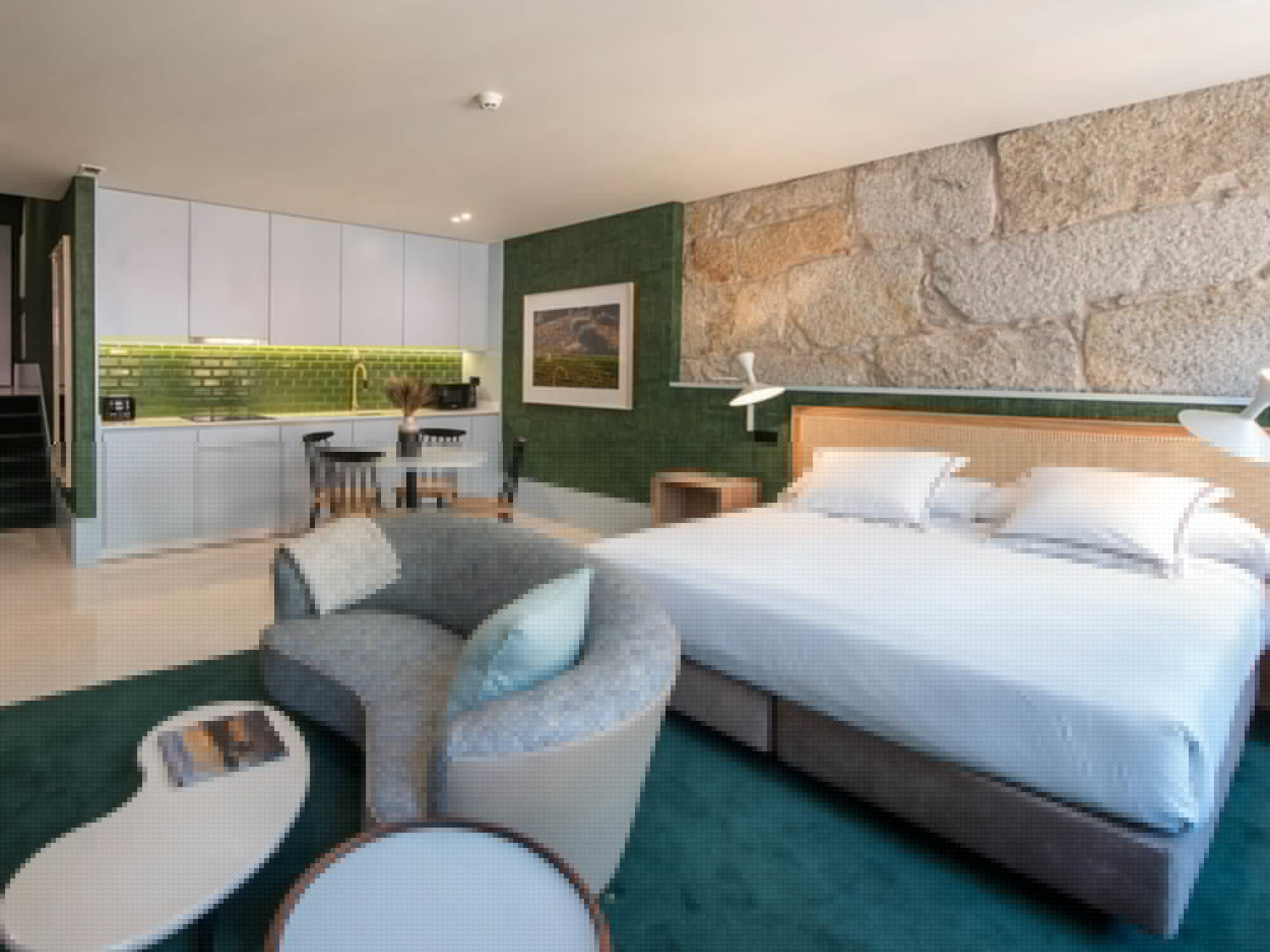 STUDIO, DOUBLE BED