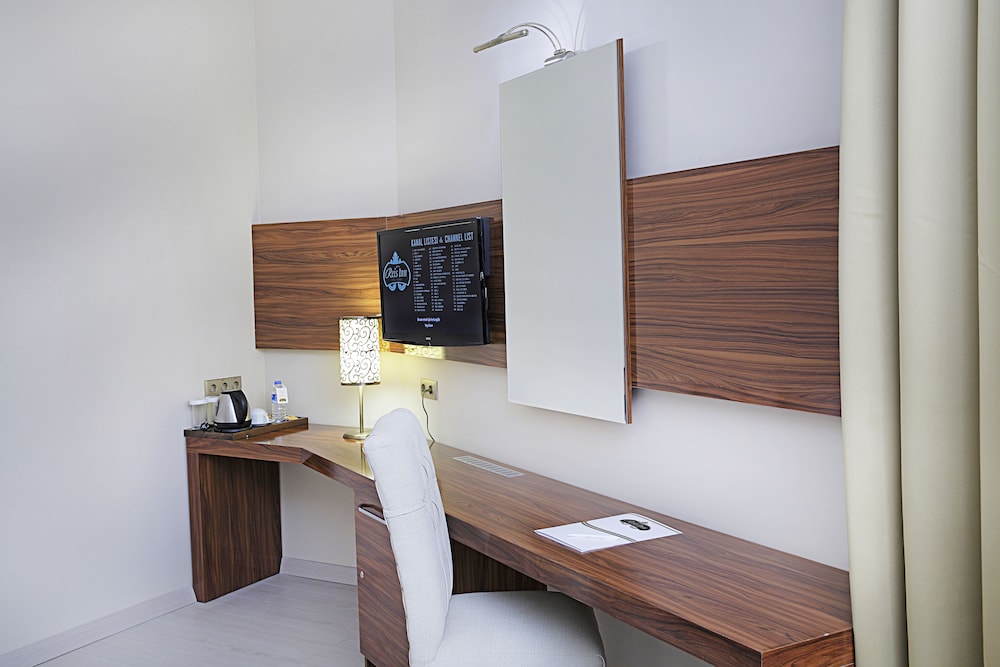 World Point Reis Inn Hotel 47/50