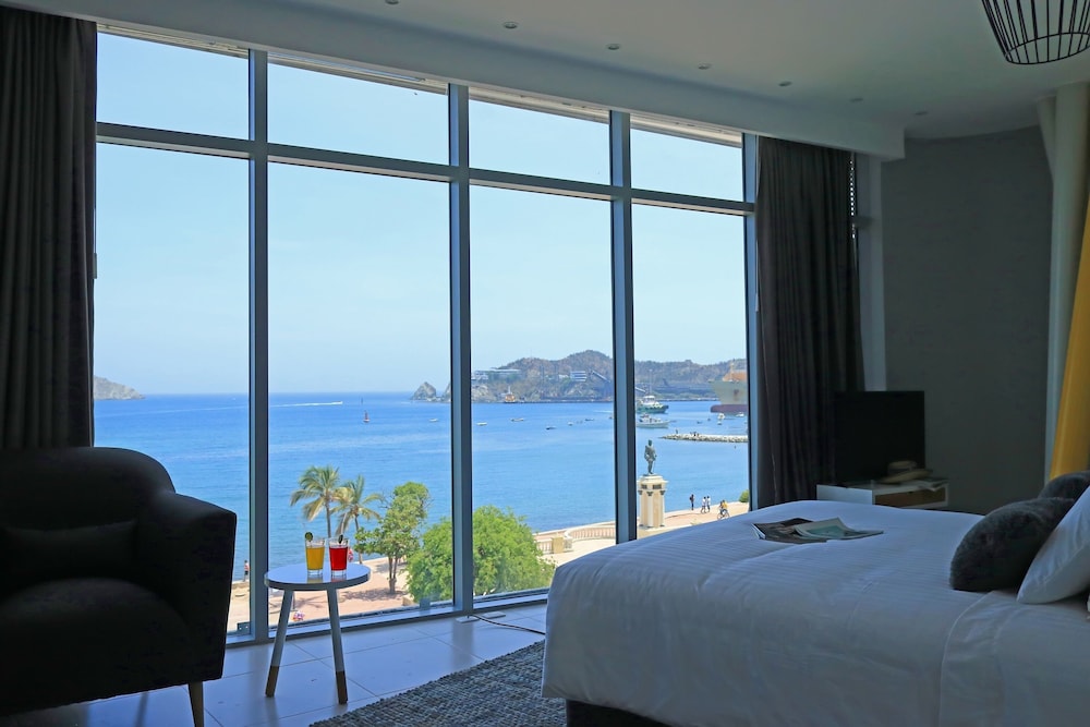 Bluebay Concept Hotel By Xarm Hotels 11/29