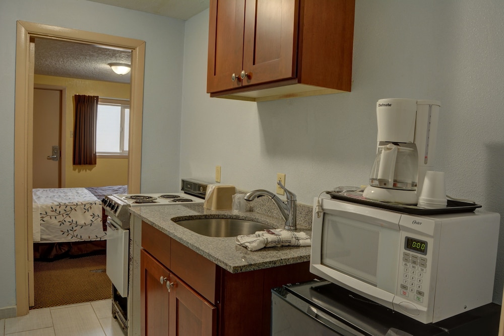 The Inn At Salmon Creek 22/23