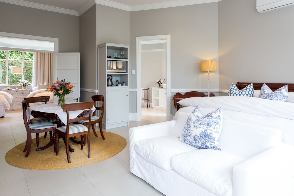 Lexden Guesthouse 13/49