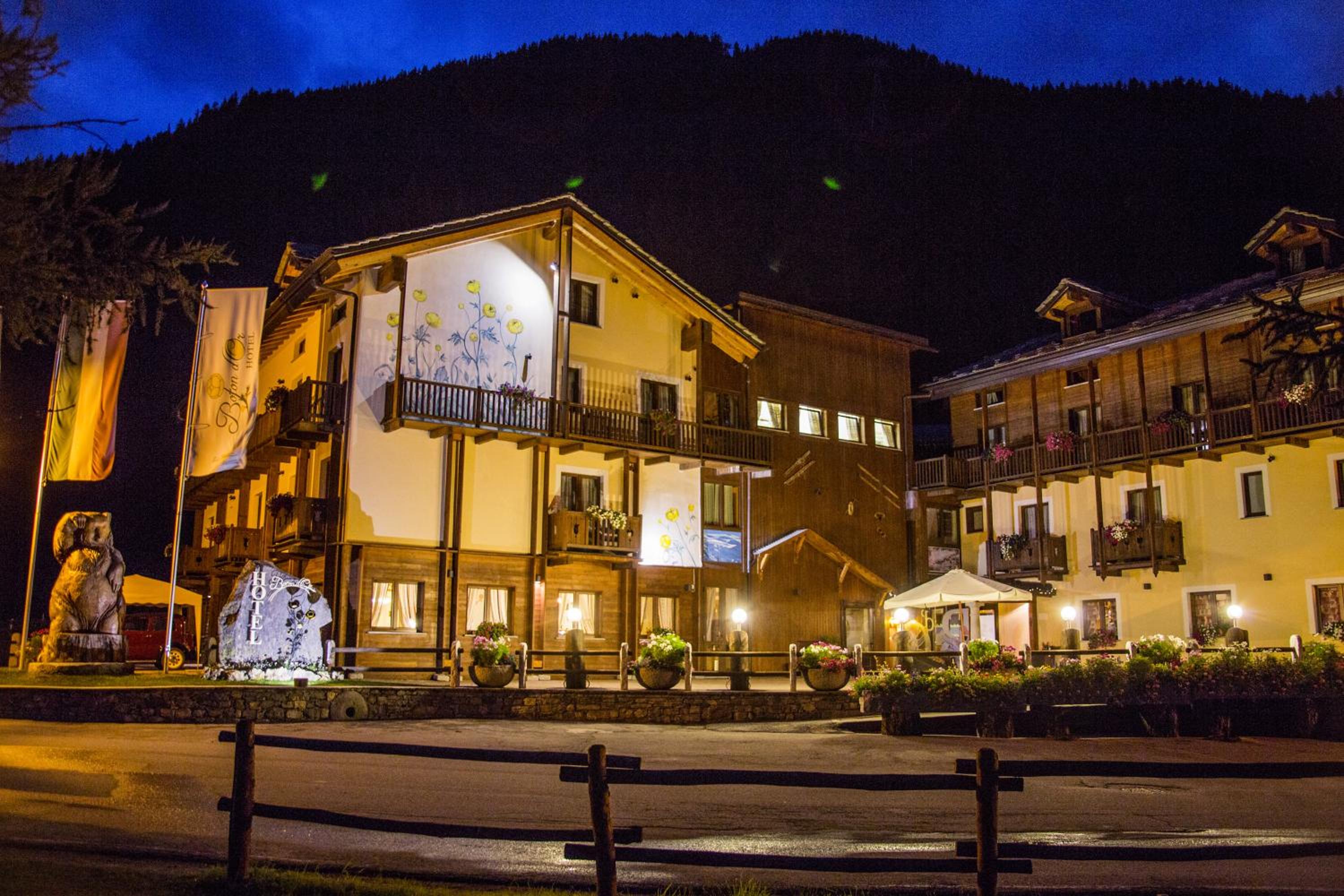 Hotel Boton D'Or & Wellness 6/24