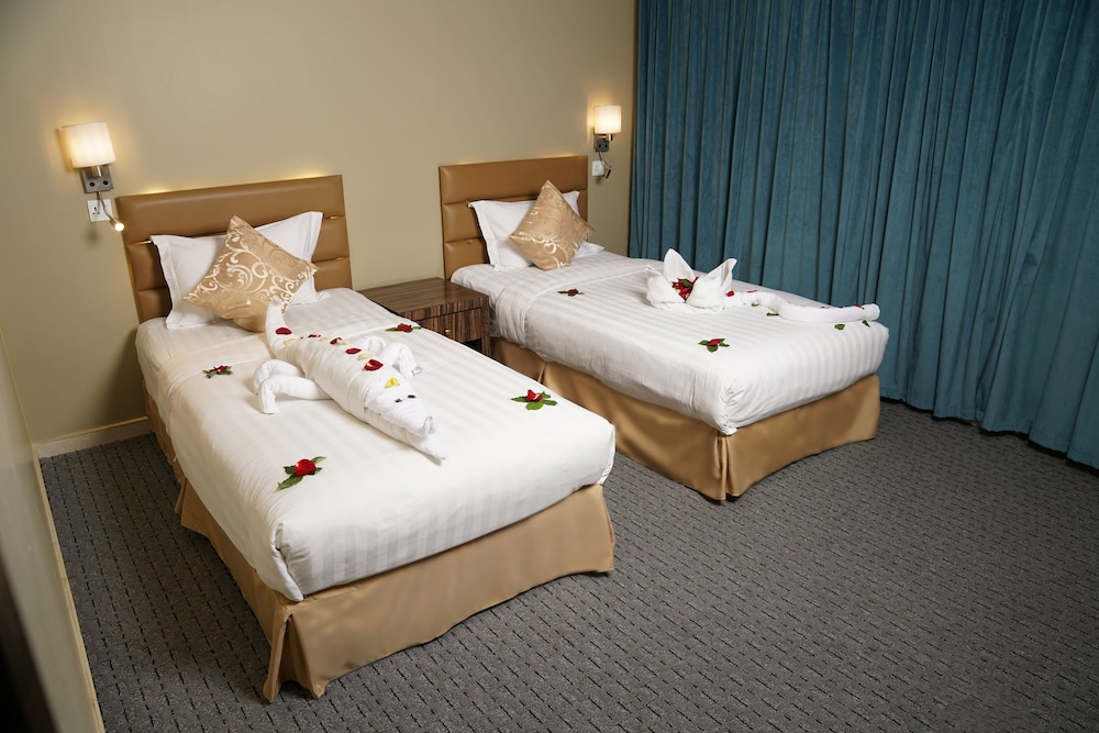 La Rive Hotels & Suites (Formerly known as Ghosn Al Banafsej) 24/59