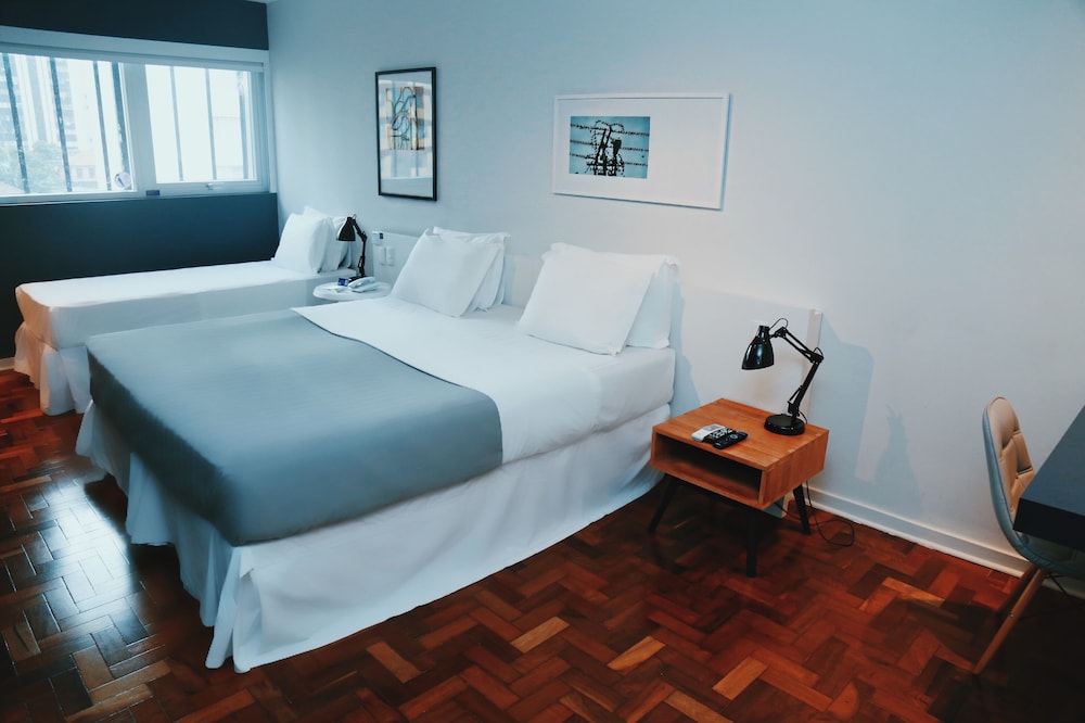 Be Hotel 8/31