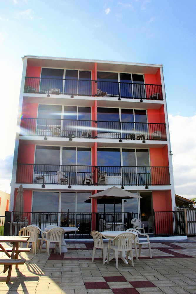 Cove Motel Oceanfront photo1