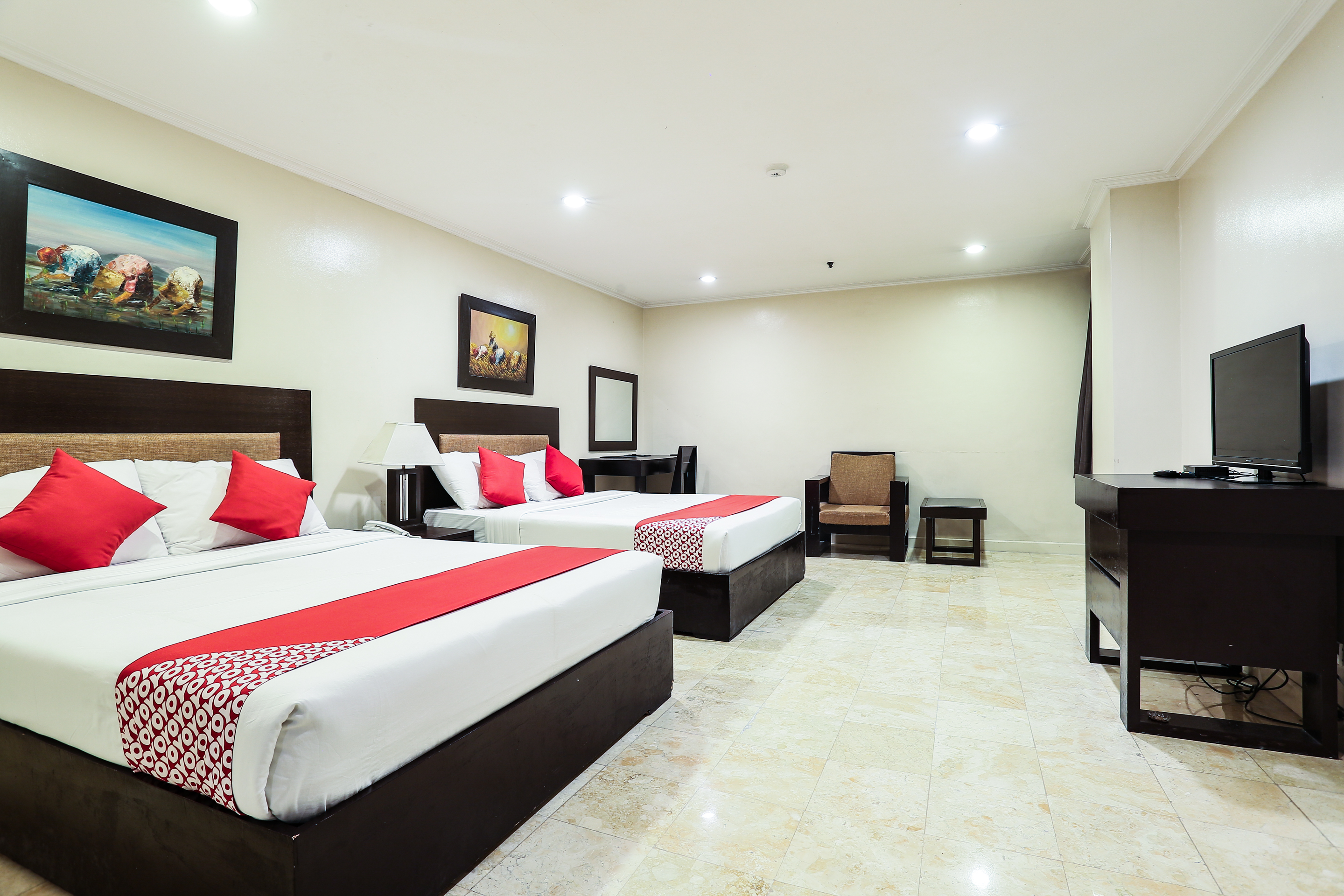 Paragon Tower Hotel 32/50