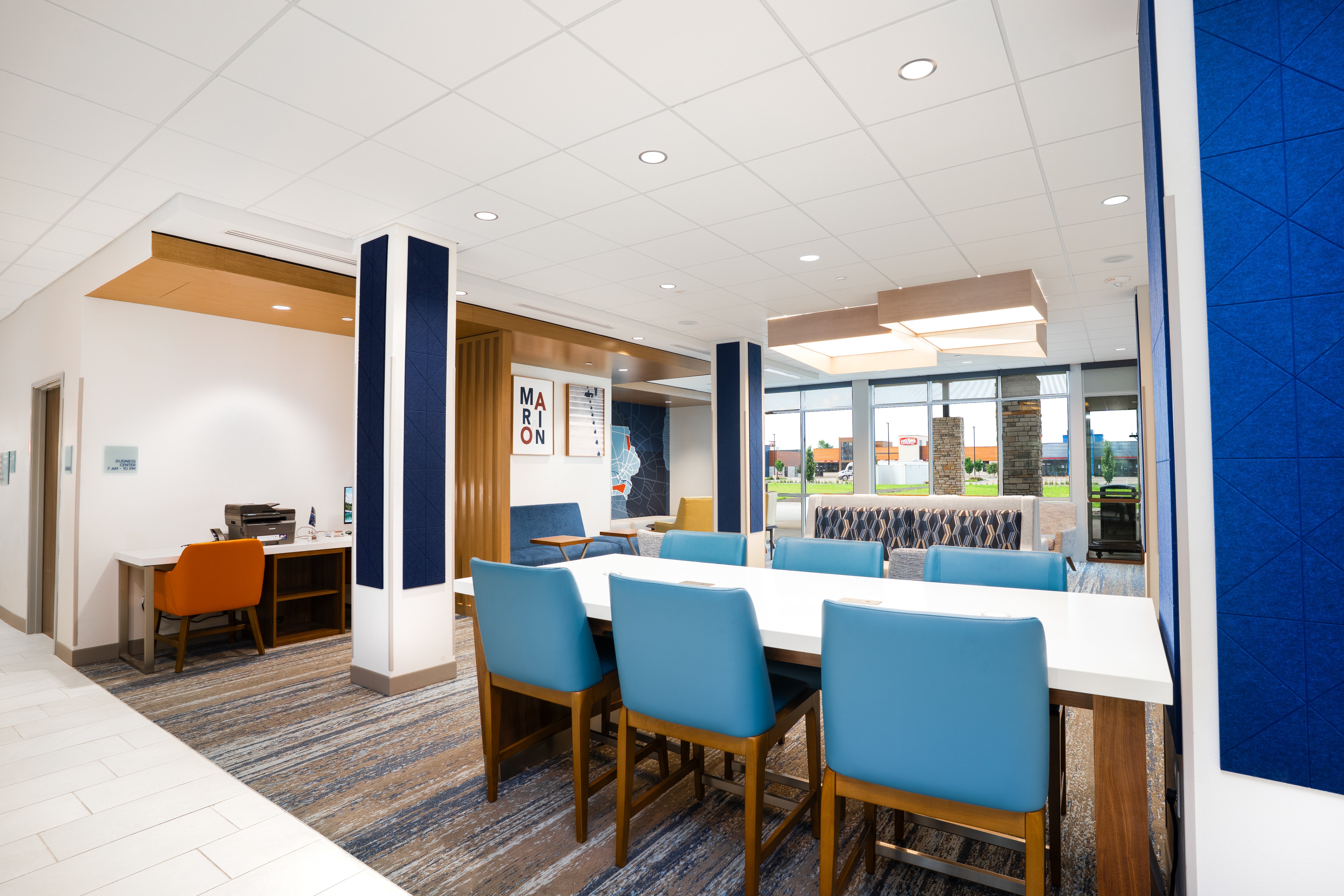 Holiday Inn Express & Suites Cedar Rapids NE - Marion, an IHG Hotel 25/31