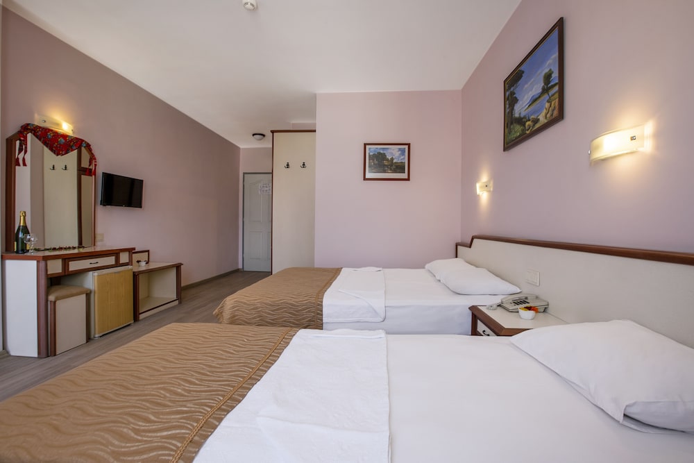 Ergun Hotel 12/50