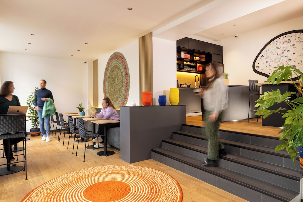 HOTEL SAINT MARCEL 34/50