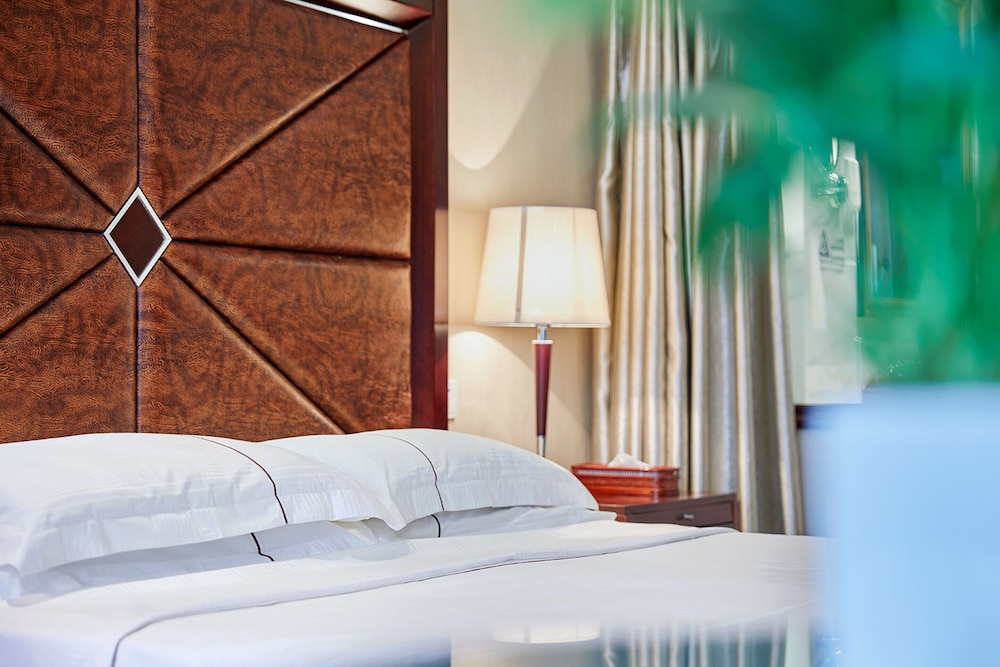 Grand Regency 28/58