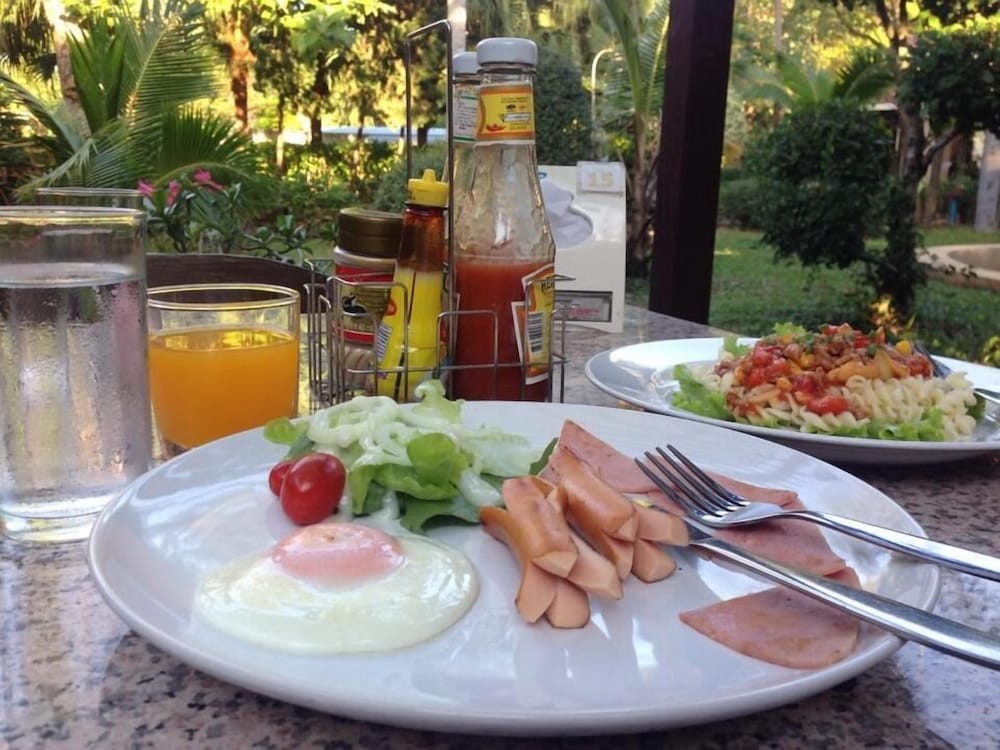 Tonwa Resort Hotel photo4