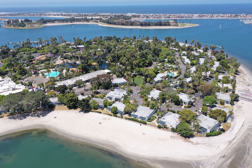 Paradise Point Resort and Spa 8/34