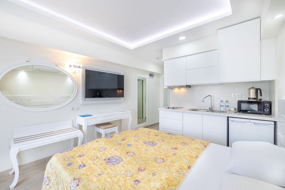 Princess Kinli Suites Hotel 31/38
