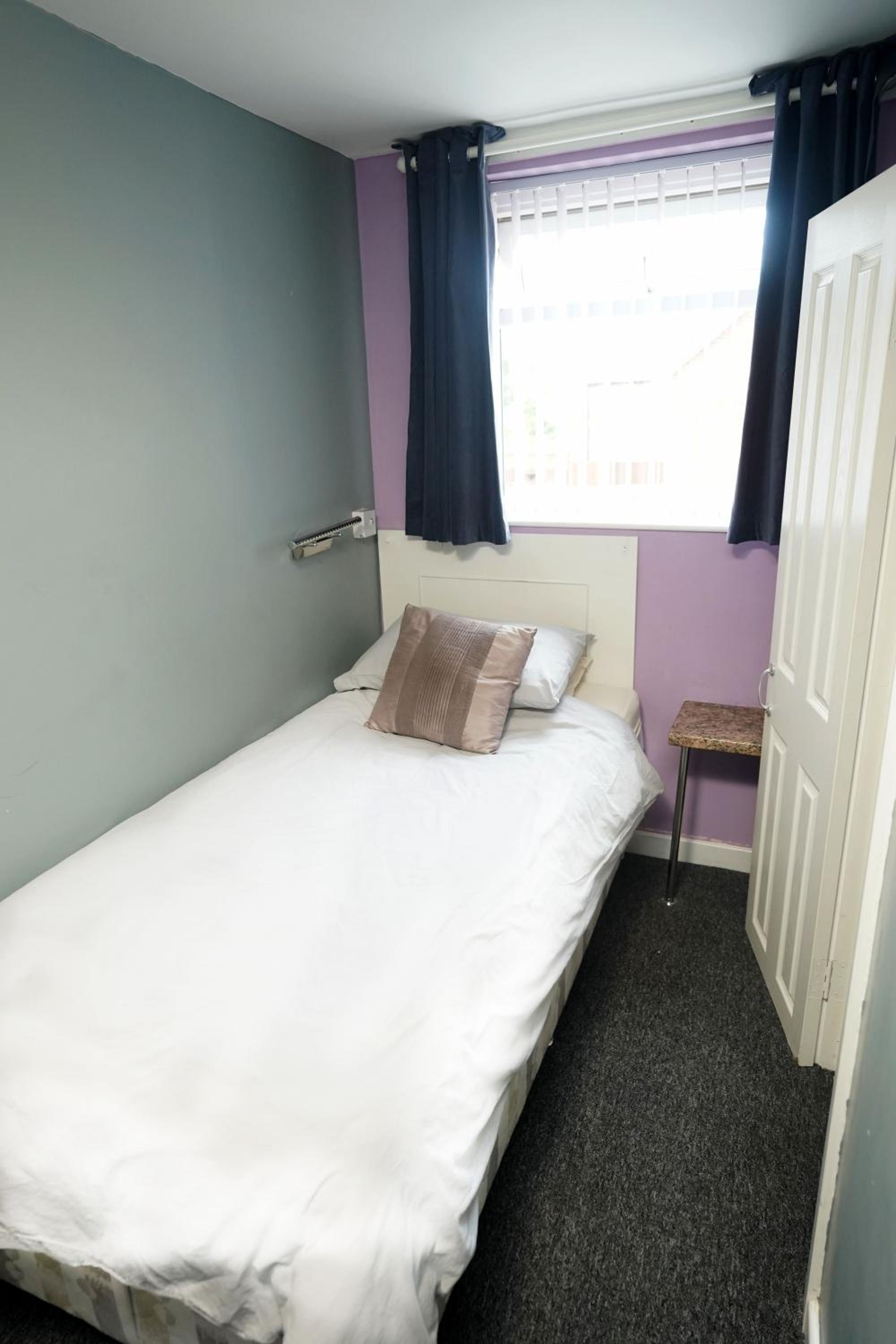 Rollason Wood Hotel 9/15