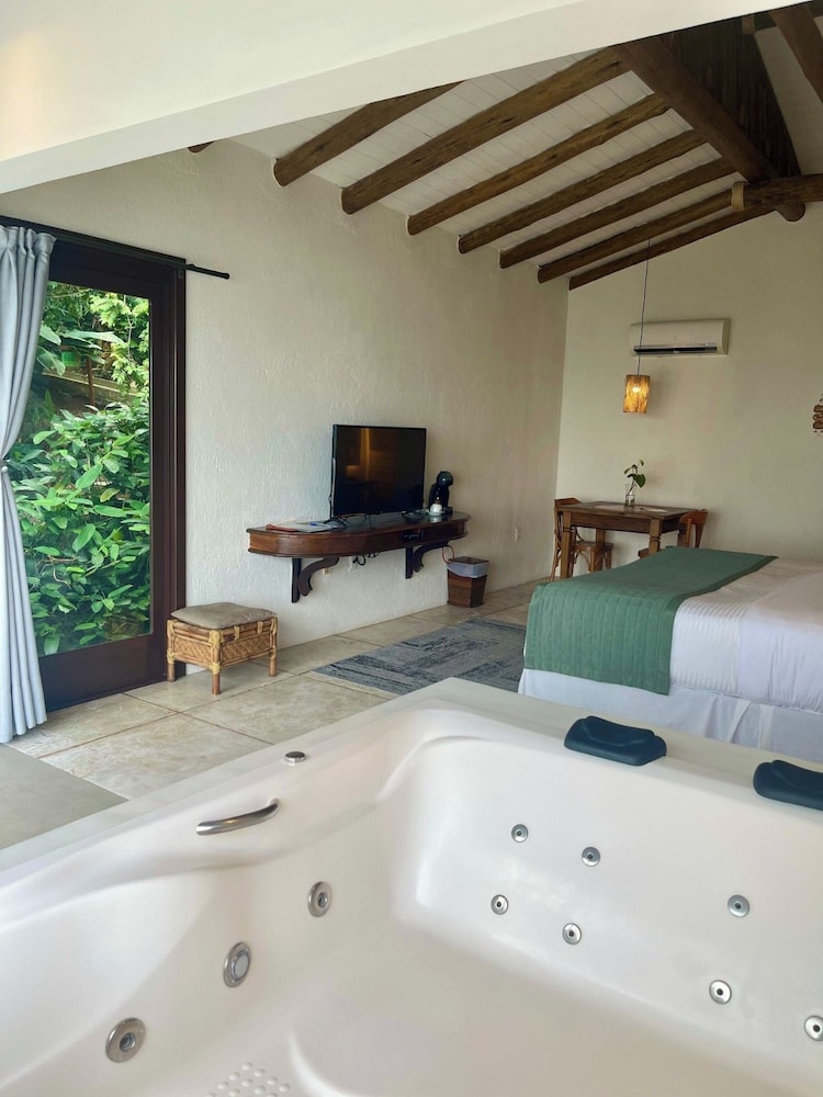 Resort Refugio Do Estaleiro 7/73