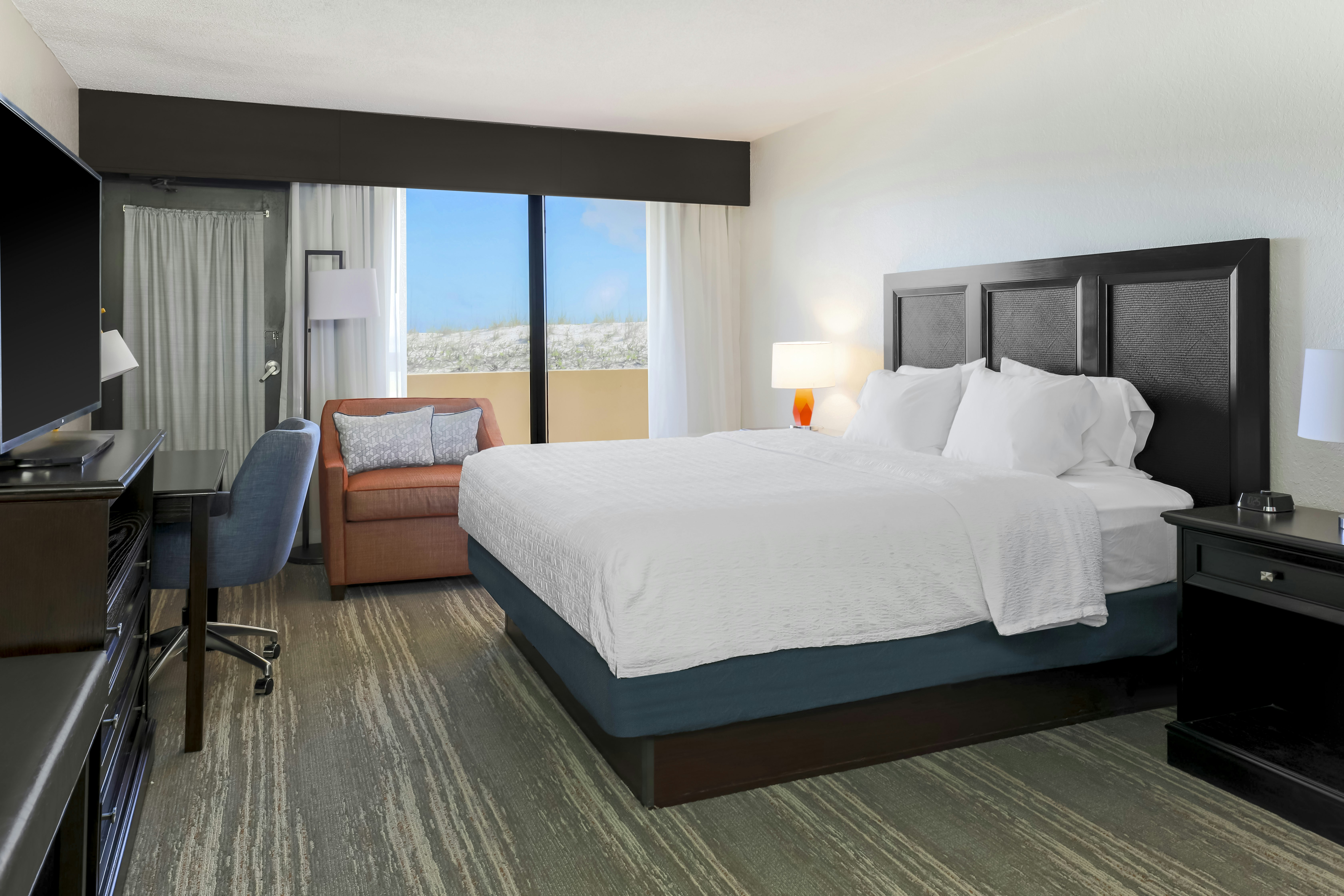 Room, King Bed, Dune View