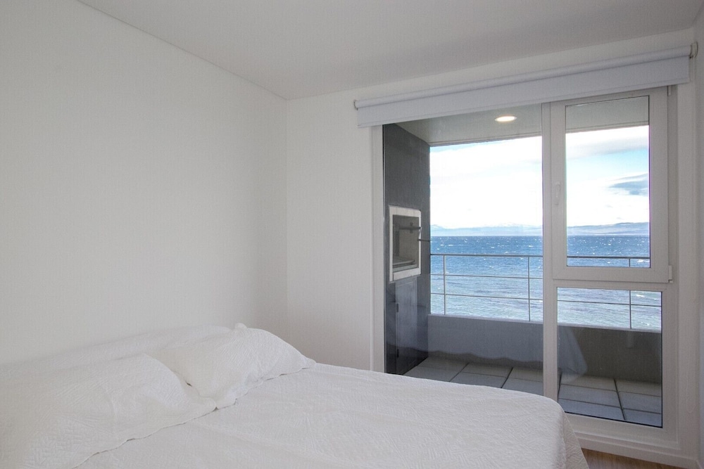 De la Costa ApartamentosDe la Costa Apartamentos 8/50