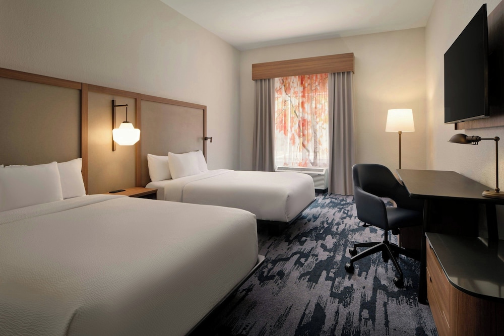 غرفة بسريرين كوين لذوي الإعاقة، Fairfield Inn Suites By Marriott Lakeland Plant City 4/9
