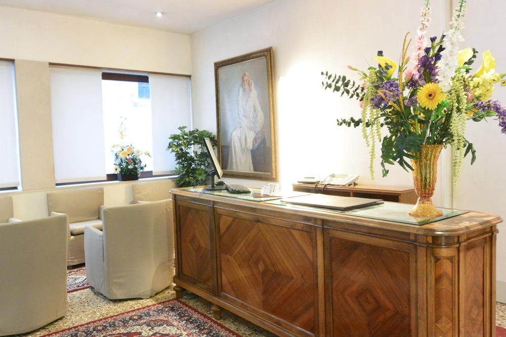 San Zulian Hotel 3/38