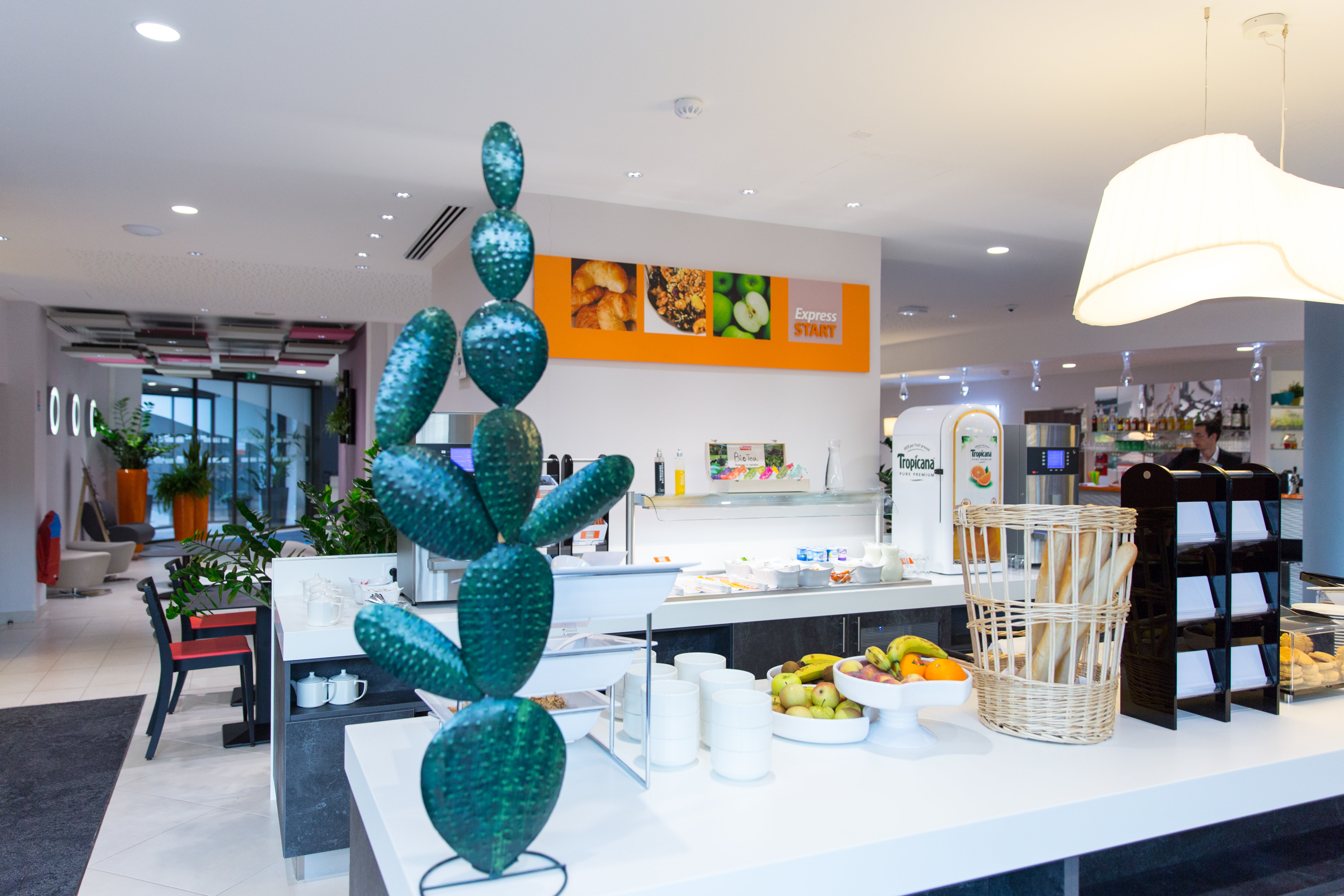 Holiday Inn Express Toulon Est 45/60