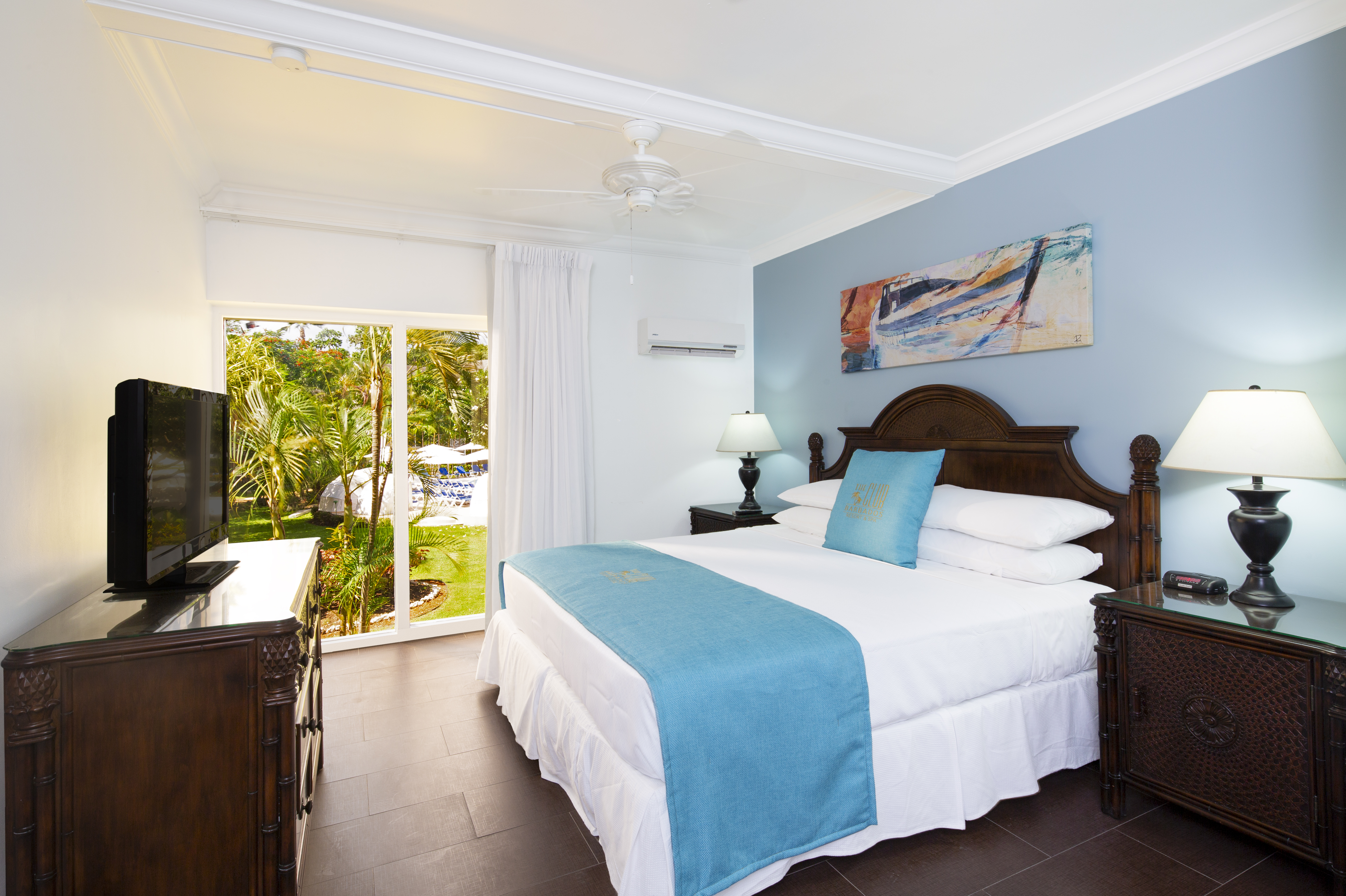 1 Bedroom, Suite, Garden or Pool View