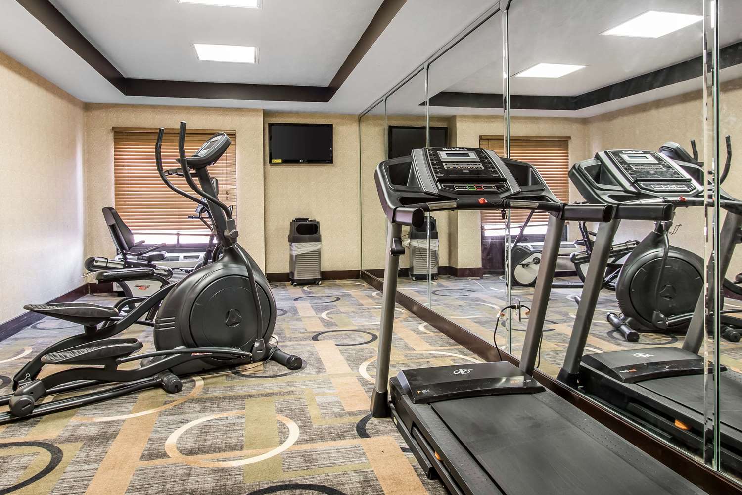 Baymont by Wyndham Memphis I-40 7/17