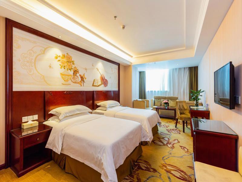 Vienna Hotel (Shenzhen Guanguang Road Foxconn) 29/58