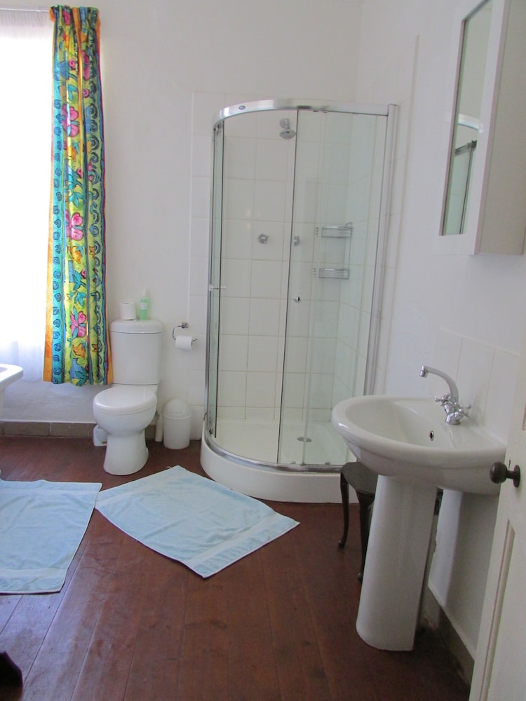 Absolute Leisure Cottages 37/41
