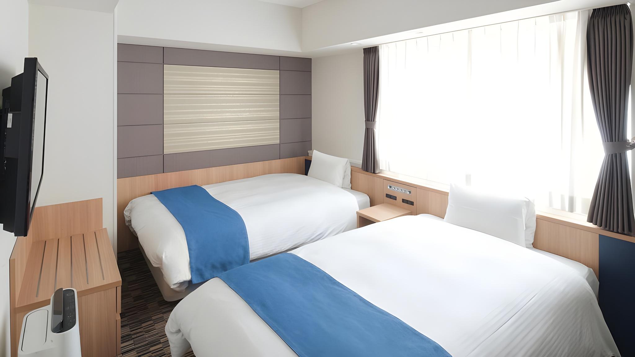 Standard, Twin Beds, Scenic View, Main Building