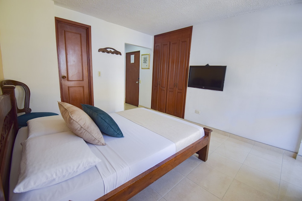 Hotel Toledo Plaza 16/49