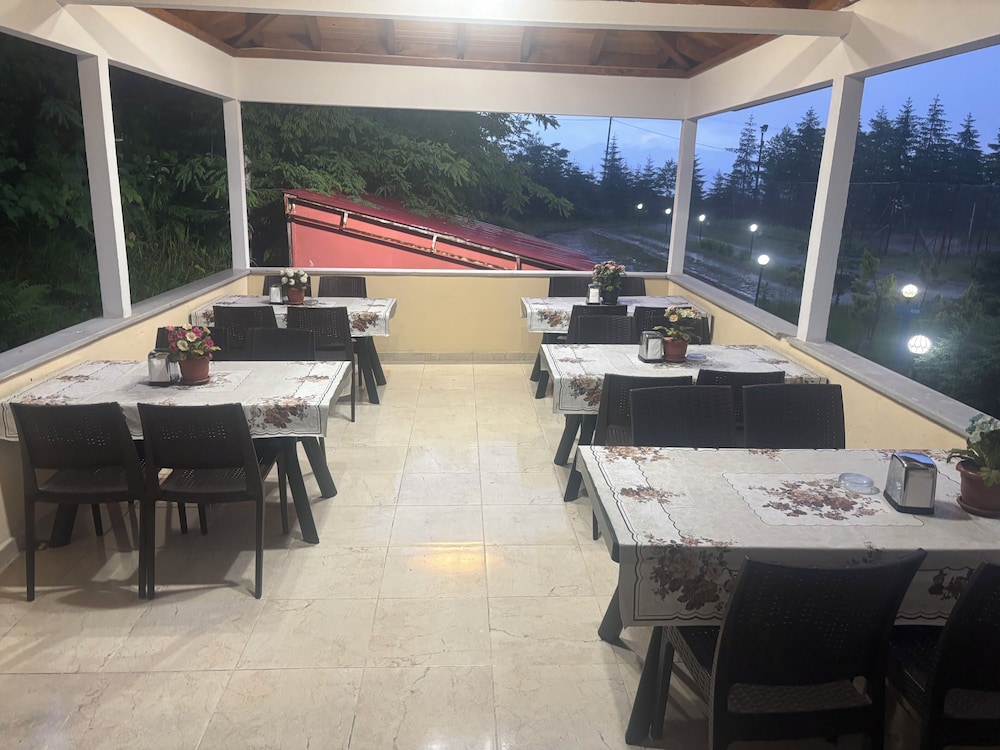 Zarha Mountain Resort 54/72