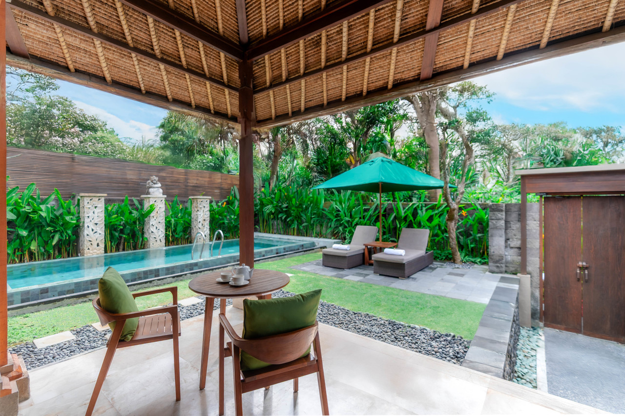 LEGIAN BEACH HOTEL 45/57