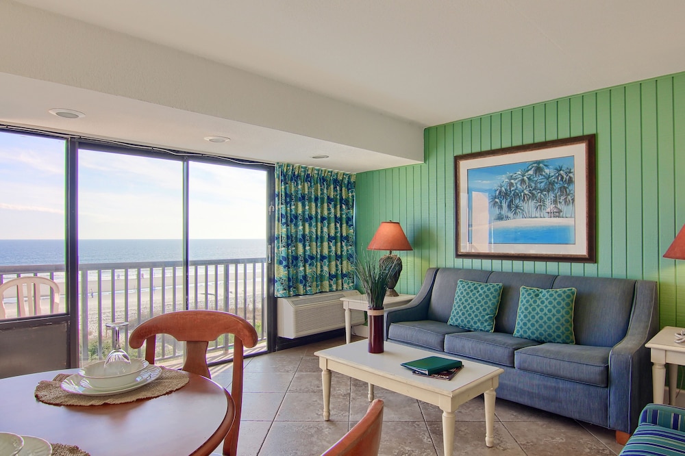 Peppertree by the Sea 23/49