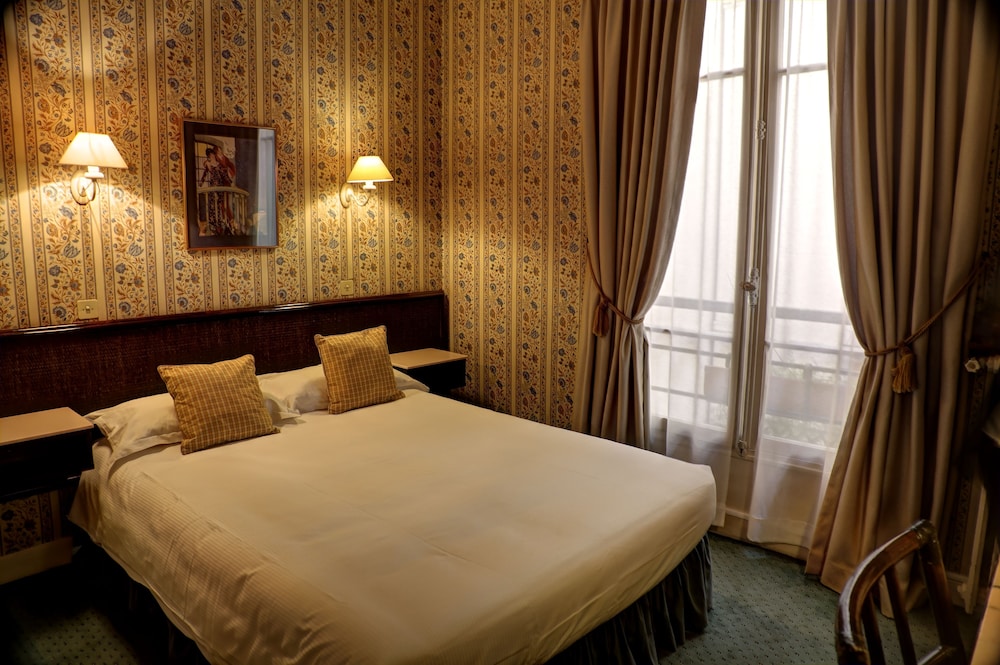 Hotel le Clement 18/50