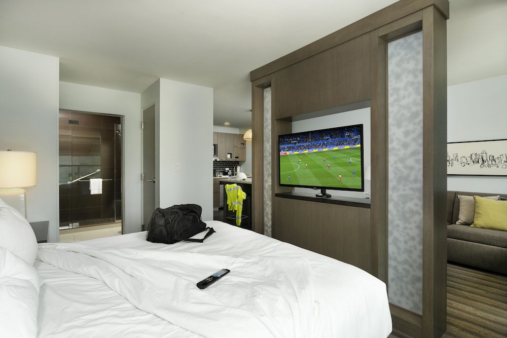 Hyatt House San Juan 25/74
