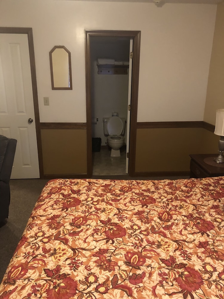 Hotel Nashville 56/66