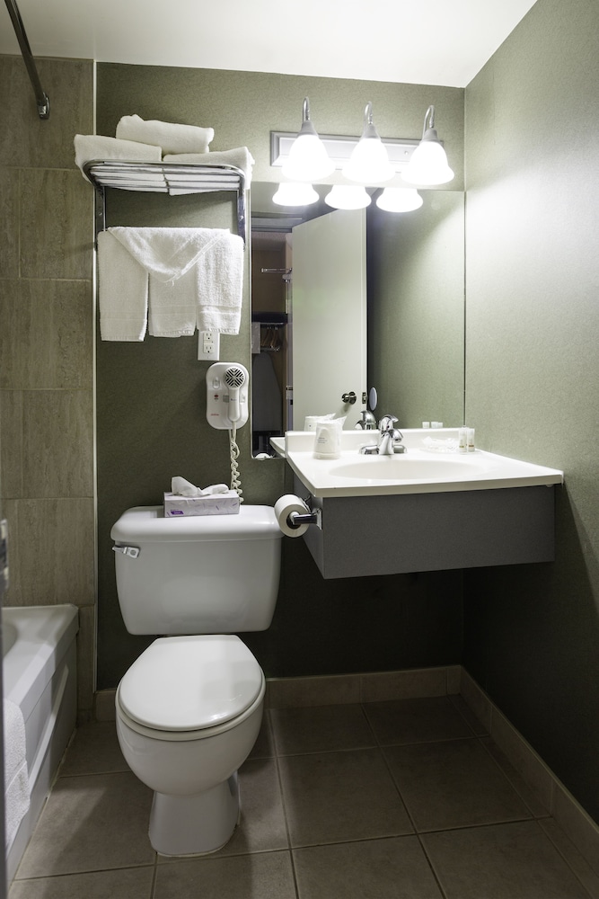 Days Inn by Wyndham Fallsview 22/41