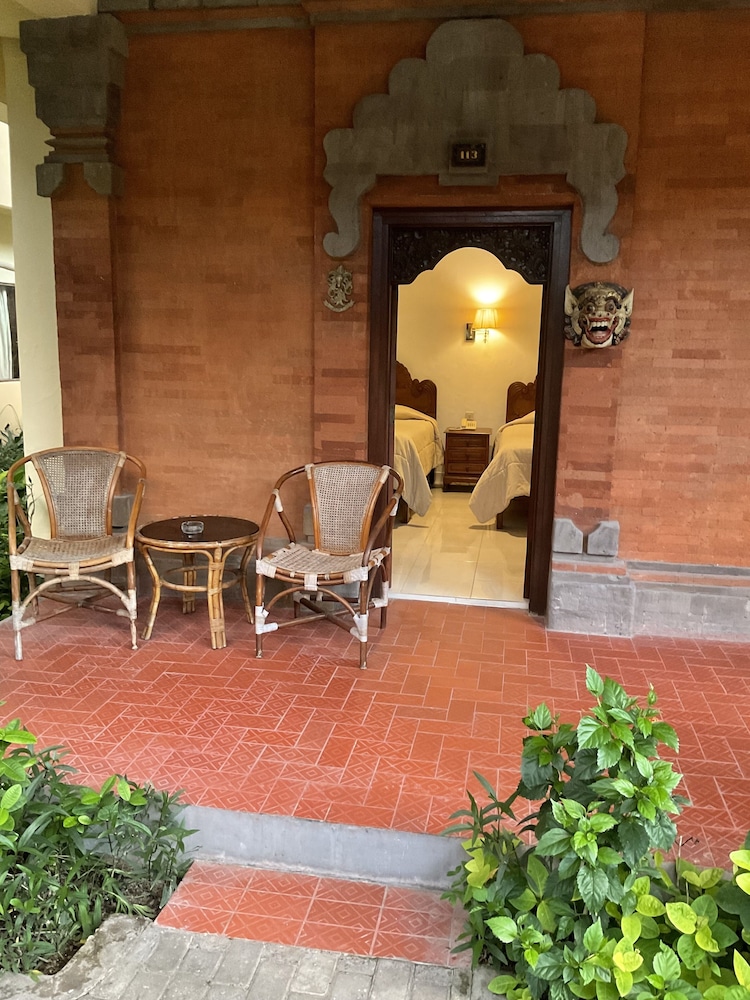 Hotel Kumala Bali (Grand Kumala) 37/62