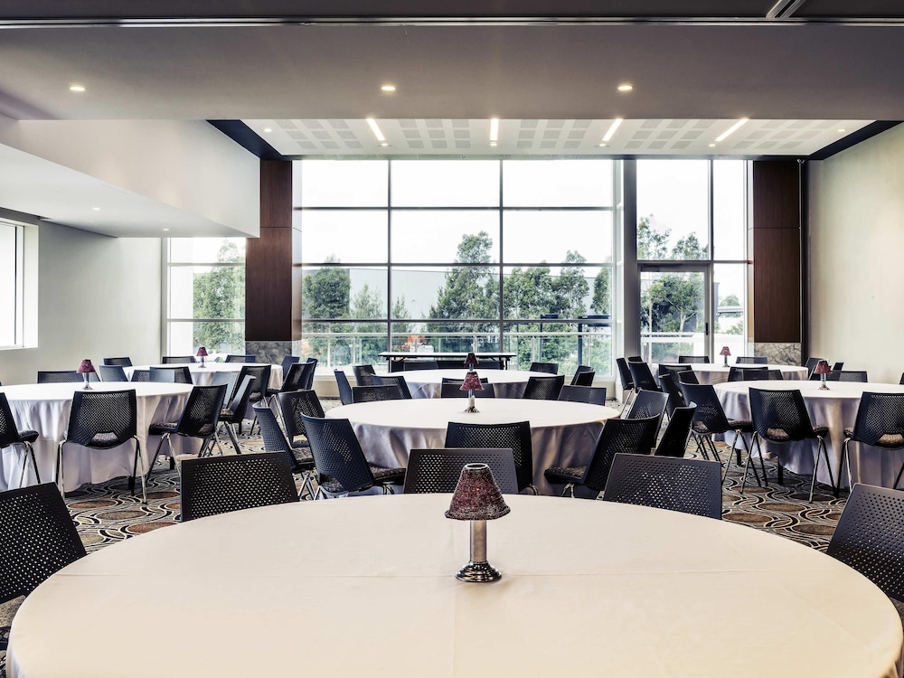 Mercure Sydney Liverpool 37/48