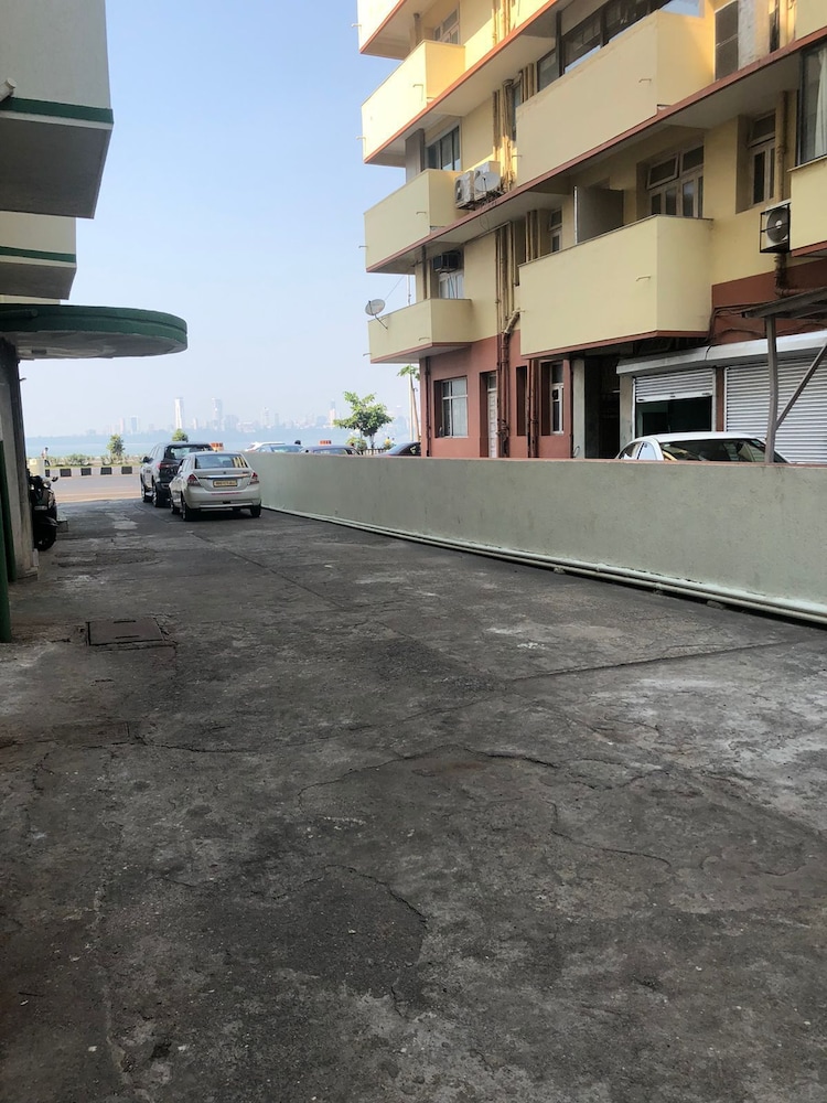Sea Green Hotel 37/50