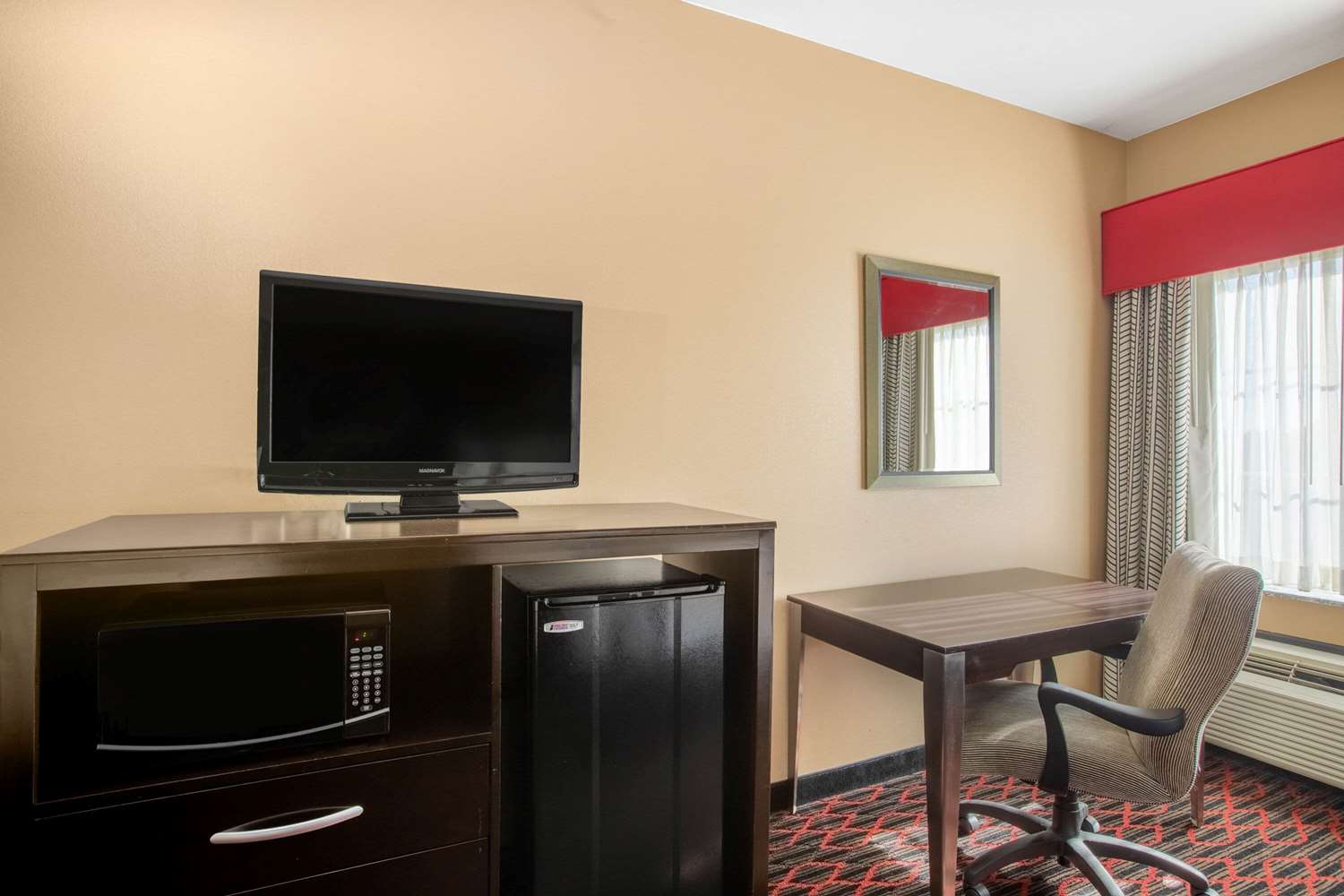 La Quinta Inn & Suites by Wyndham Conway 23/29