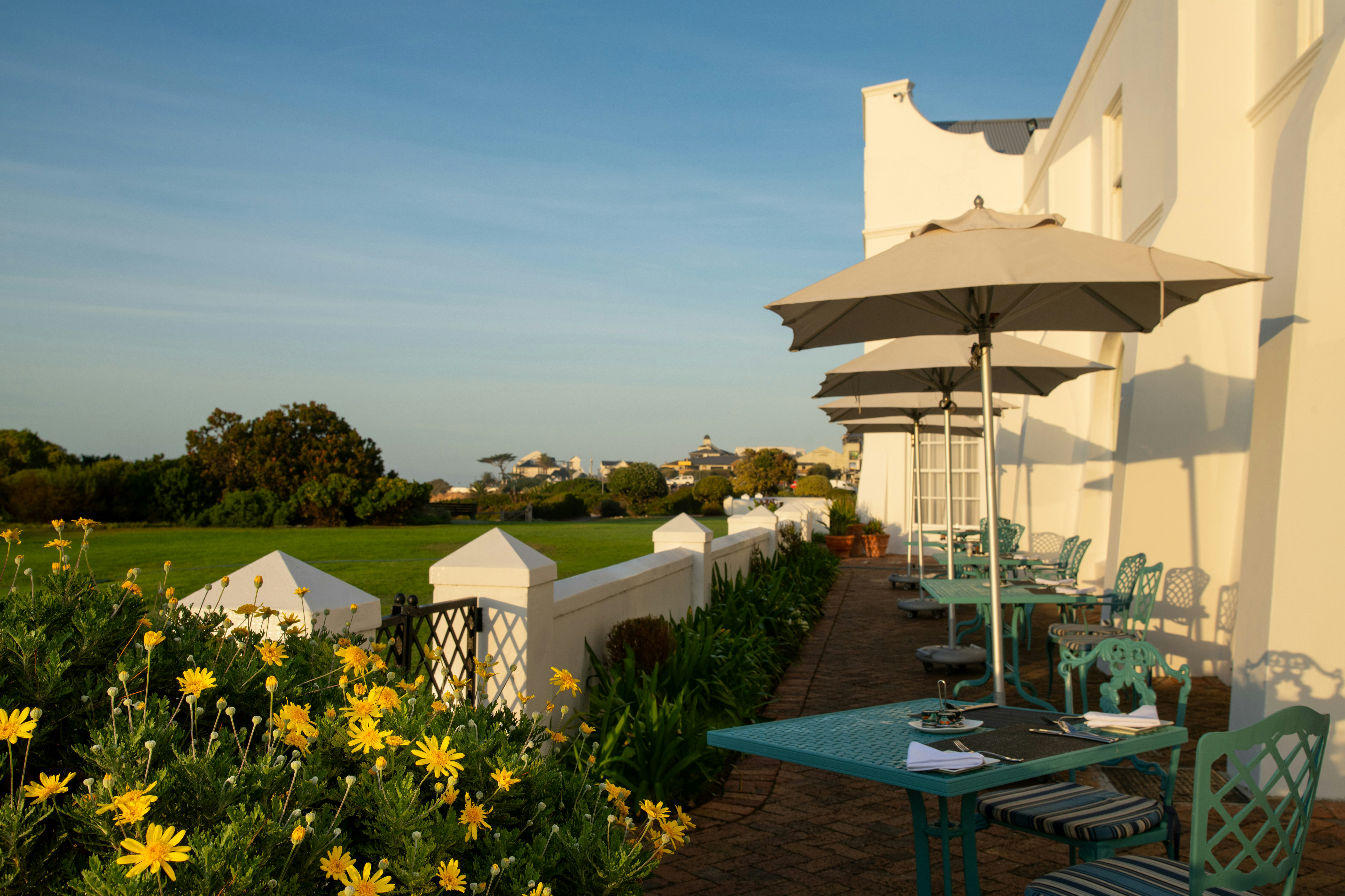 The Marine Hermanus 89/91