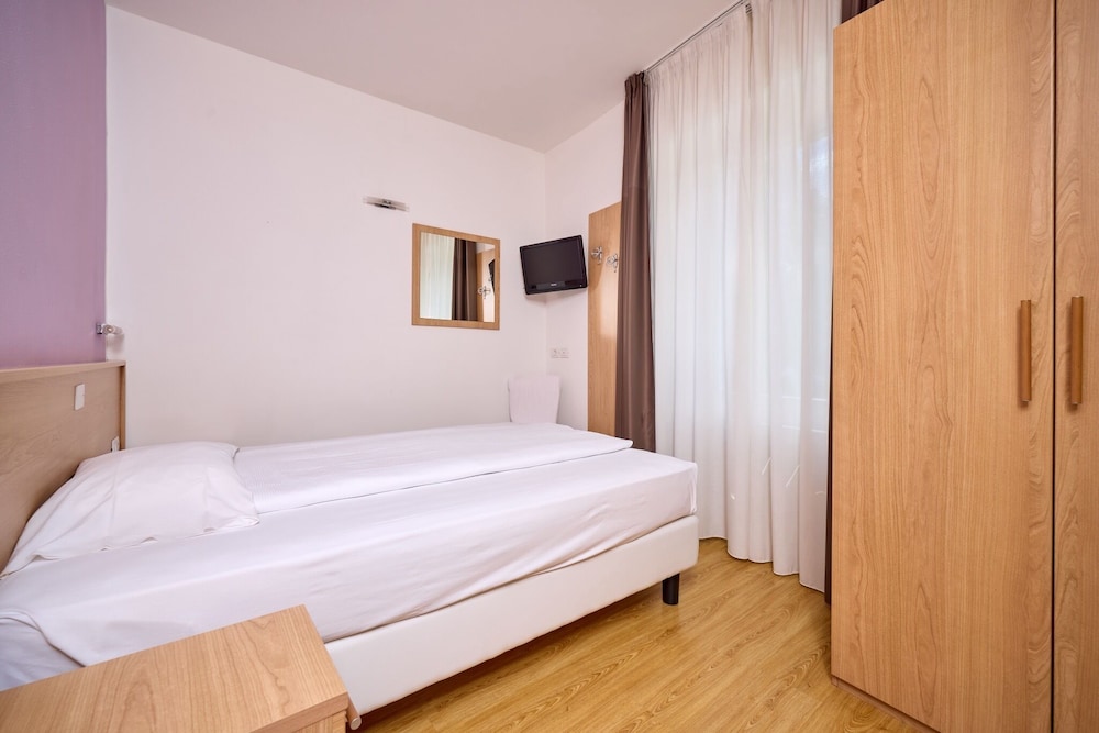 Hotel Geier 6/48