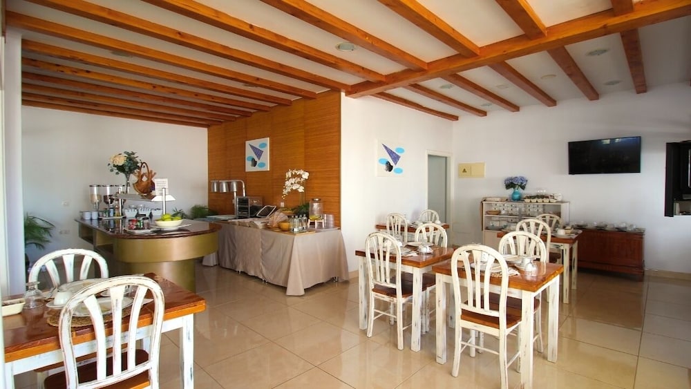 Neptuno Suites - Only Adults 43/50