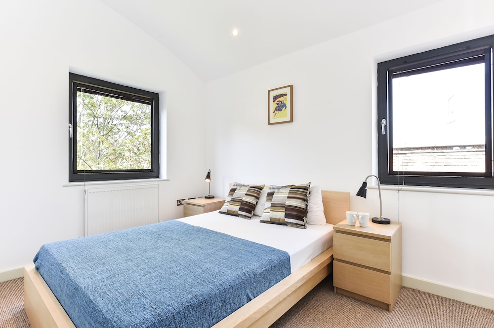 Borough Market Apartments 4/25