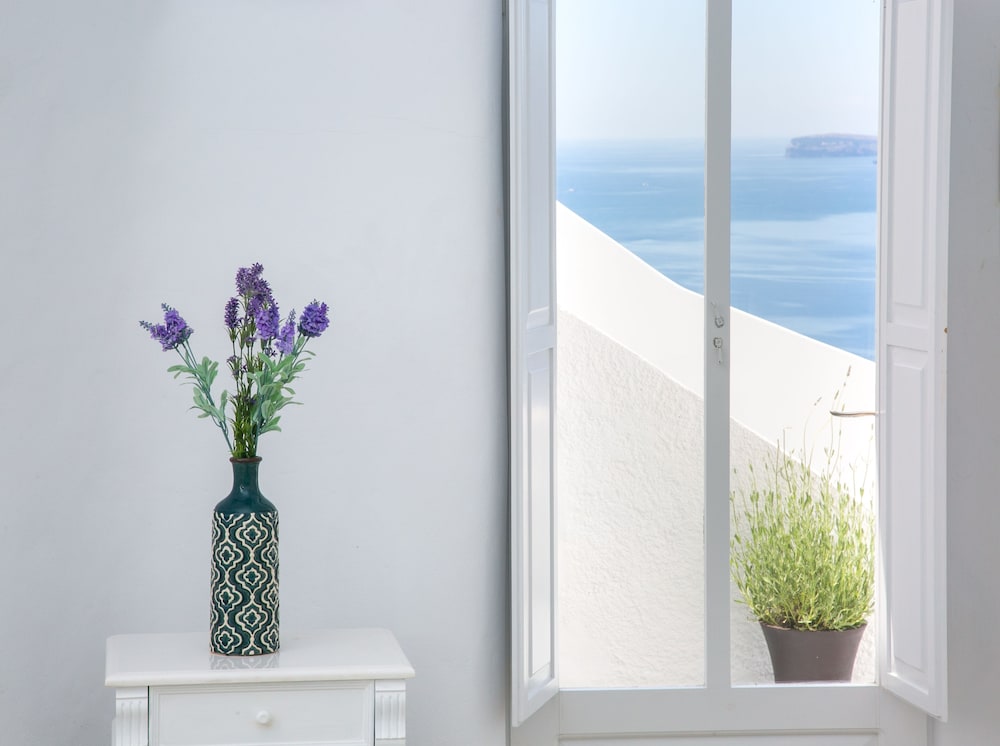 Thirea Suites and Studios - Adults Only 4/50
